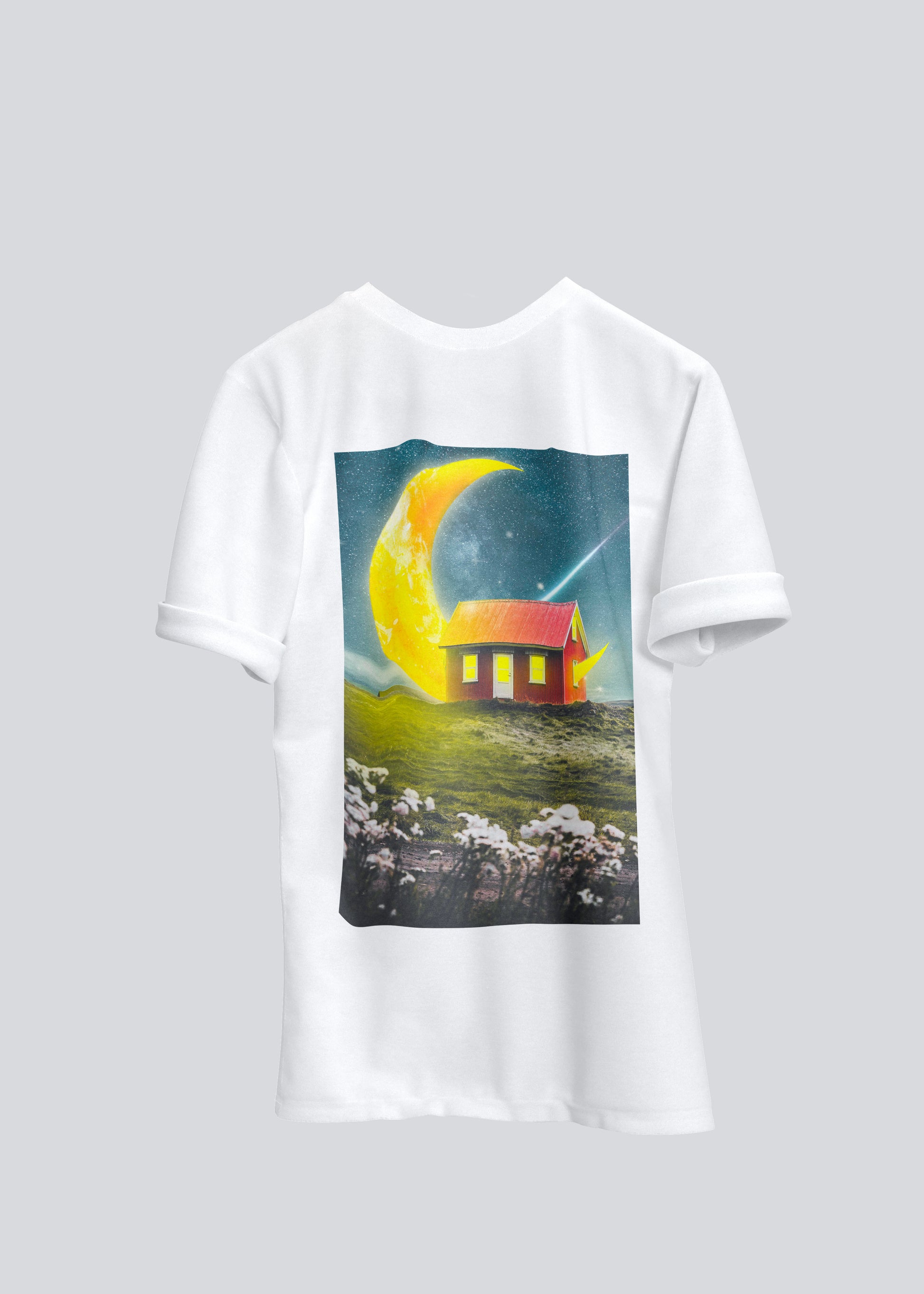 Luna nella casa Oversized Street Style Tee for Anyone - Il Kave